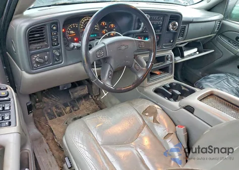 2005 Chevrolet Suburban K1500 z USA, uszkodzony, nr VIN 1GNFK16Z55J205435